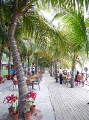 фото отеля Sunny Sanya Family Inn