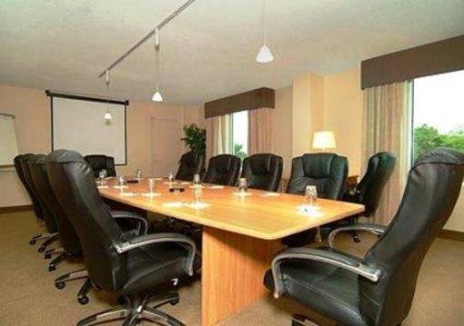 фото отеля Comfort Inn & Suites Downtown Little Rock