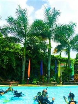 фото отеля ALTA Cebu Resort Cordova (Cebu)