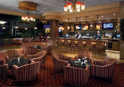 фото отеля Embassy Suites Loveland - Hotel, Spa and Conference Center
