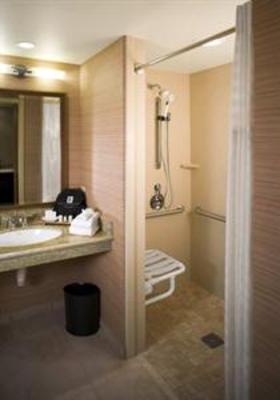 фото отеля Embassy Suites Loveland - Hotel, Spa and Conference Center
