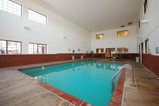 фото отеля BEST WESTERN Inn and Suites Yukon