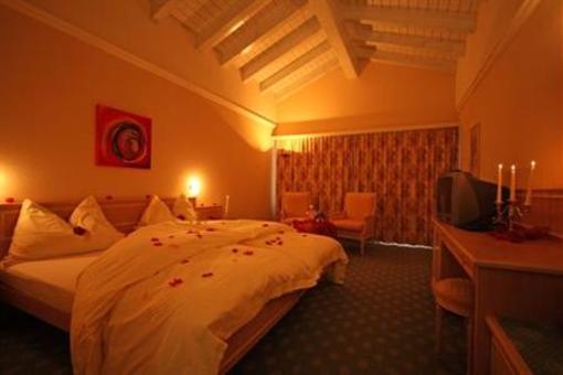 фото отеля Schweizerhof Swiss Q Wellnesshotel Saas-Fee