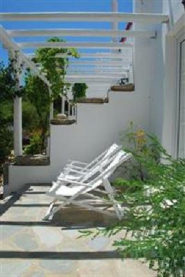 фото отеля Rhenia Hotel And Bungalows
