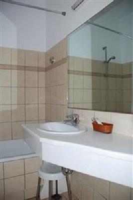 фото отеля Rhenia Hotel And Bungalows