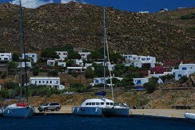 фото отеля Rhenia Hotel And Bungalows