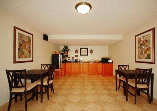 фото отеля MainStay Suites Knoxville