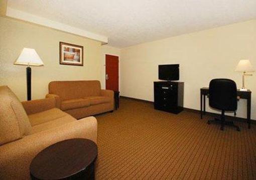 фото отеля MainStay Suites Knoxville