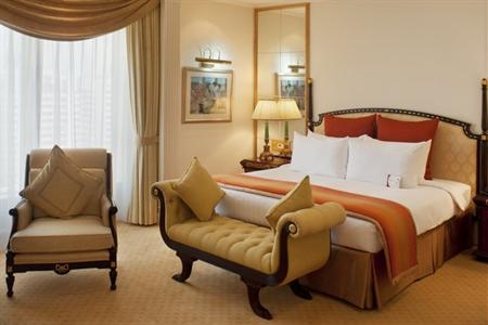 фото отеля Crowne Plaza Hotel Abu Dhabi