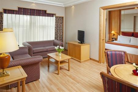 фото отеля Crowne Plaza Hotel Abu Dhabi