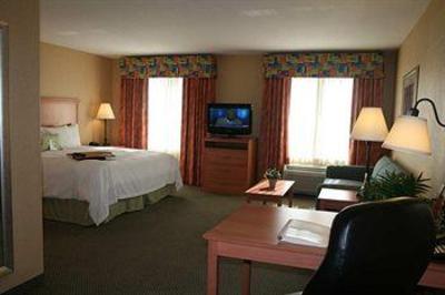 фото отеля Hampton Inn & Suites Lathrop
