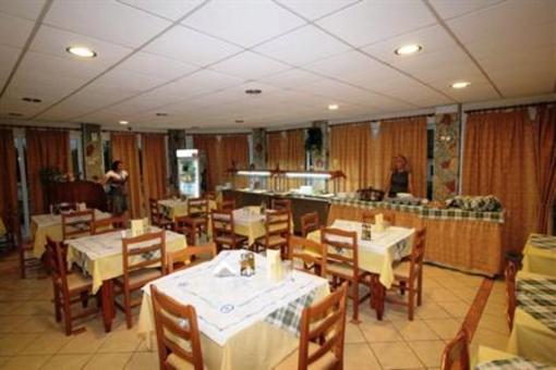 фото отеля Village Inn Laganas