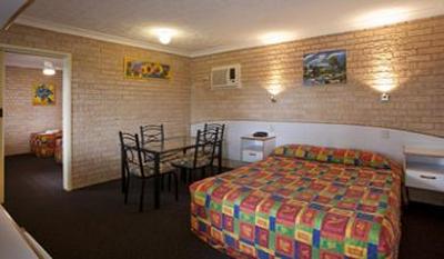 фото отеля BEST WESTERN Kennedy Drive Motel