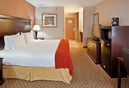 фото отеля Holiday Inn Express Liberty