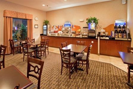 фото отеля Holiday Inn Express Liberty