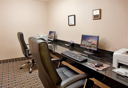 фото отеля Holiday Inn Express Liberty