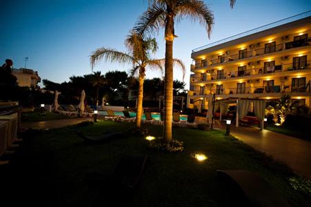 фото отеля Ticho's Hotel