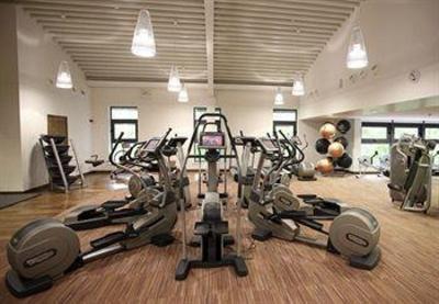 фото отеля Foxhills Club & Resort Ottershaw