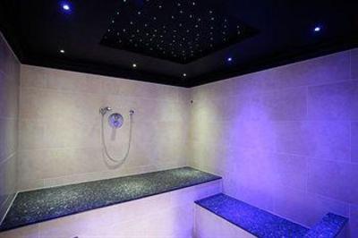 фото отеля Foxhills Club & Resort Ottershaw