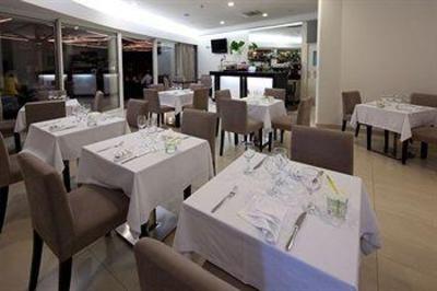 фото отеля White Waters Hotel
