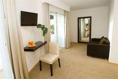 фото отеля White Waters Hotel