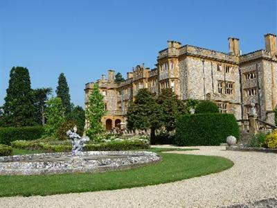 фото отеля Eynsham Hall Hotel Witney