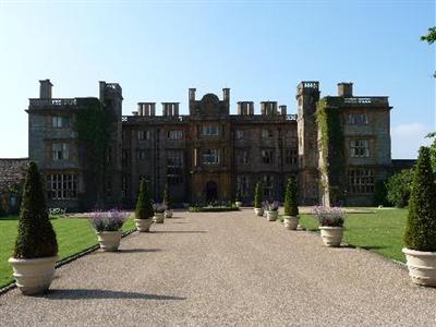 фото отеля Eynsham Hall Hotel Witney