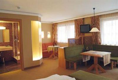 фото отеля Edelweiss Hotel Saalbach-Hinterglemm