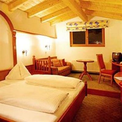 фото отеля Edelweiss Hotel Saalbach-Hinterglemm