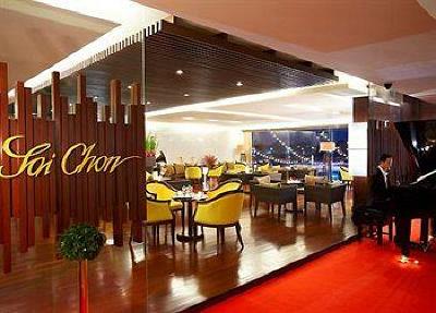 фото отеля Royal River Hotel