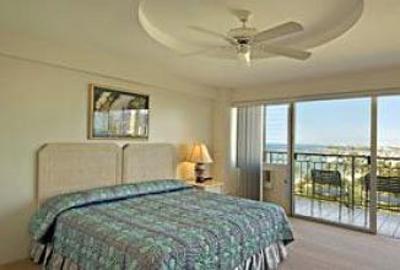 фото отеля Outrigger Waikiki Shore Resort Honolulu