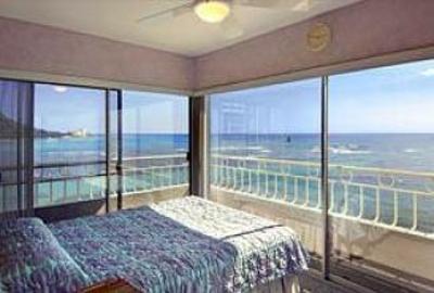 фото отеля Outrigger Waikiki Shore Resort Honolulu
