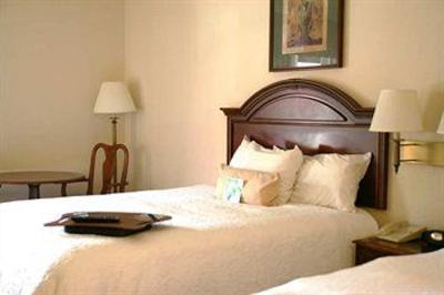 фото отеля Hampton Inn Wilkesboro