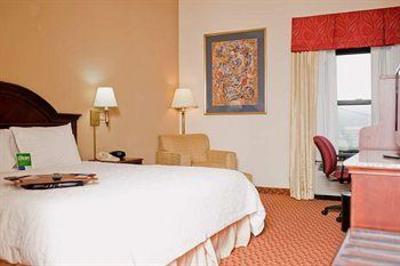 фото отеля Hampton Inn Wilkesboro