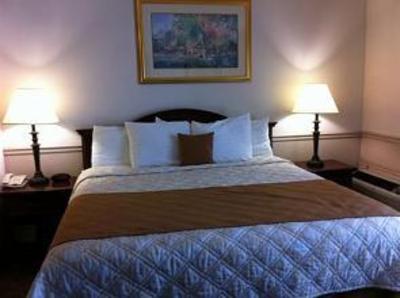 фото отеля Governors Suites Hotel