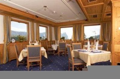 фото отеля Icaro Vitalpina Hotel Kastelruth