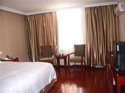 фото отеля Greentree Inn Hankou Jiangtan Hotel Wuhan
