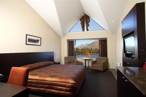фото отеля Copthorne Hotel and Resort Queenstown Lakefront