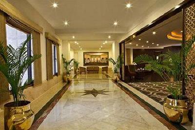 фото отеля Bristol Hotel Gurgaon
