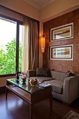 фото отеля Bristol Hotel Gurgaon