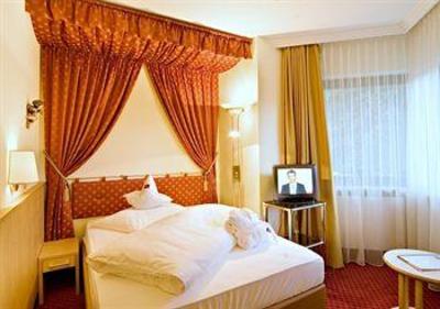 фото отеля Alpines Wellnesshotel Tyrol