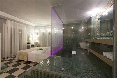 фото отеля Irida Boutique Hotel