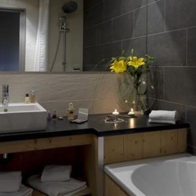 фото отеля Hotel Les Rhodos Cordon