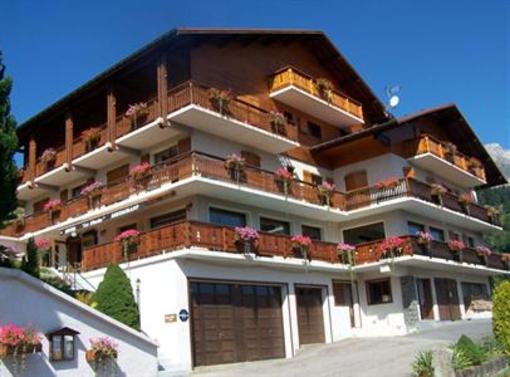 фото отеля Hotel Les Rhodos Cordon