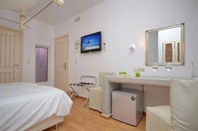 фото отеля Saint Vlassis Studios Naxos