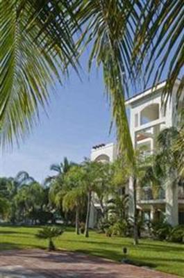 фото отеля Encanto Paseo Del Sol All Suites Resort Playa del Carmen