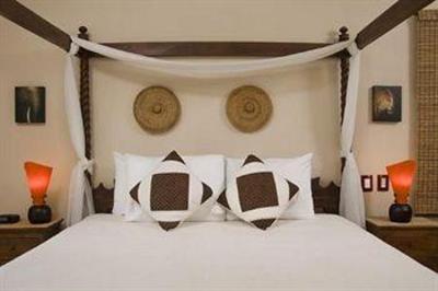 фото отеля Encanto Paseo Del Sol All Suites Resort Playa del Carmen