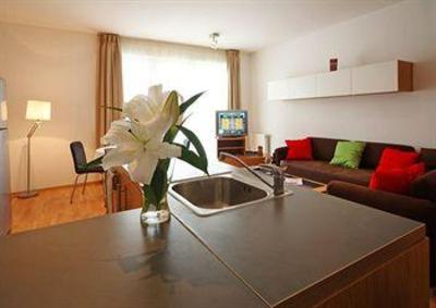 фото отеля Akacfa Holiday Apartments Budapest