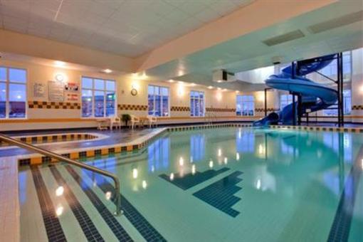 фото отеля Holiday Inn Express Hotel & Suites Airport Calgary