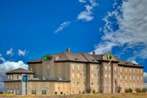 фото отеля Holiday Inn Express Hotel & Suites Airport Calgary